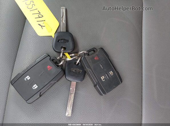 1GC2KUEG0HZ335203 2017 CHEVROLET SILVERADO Silver Widok deski rozdzielczej