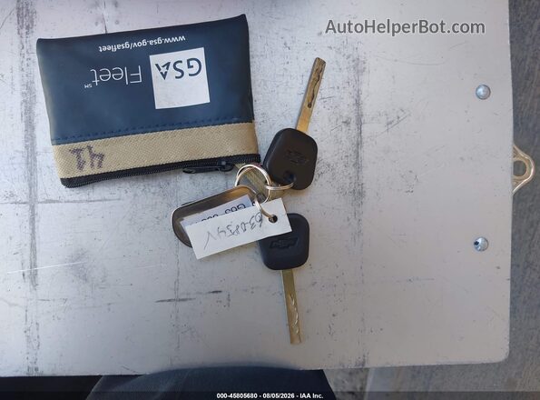 1GC2KUEG3JZ289274 2018 CHEVROLET SILVERADO Белый Вид панели приборов