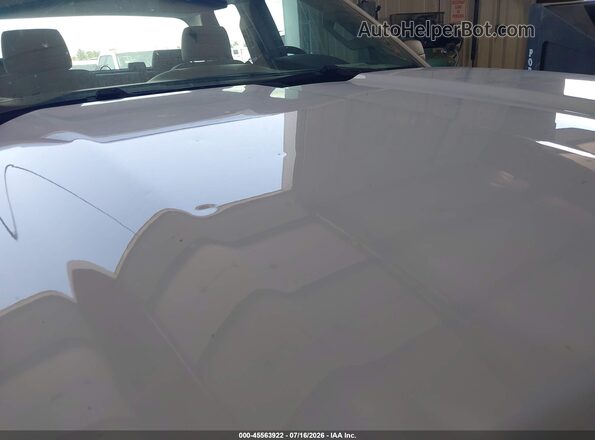 1GC2KUEG5HZ318929 2017 CHEVROLET SILVERADO Белый Вид спереди