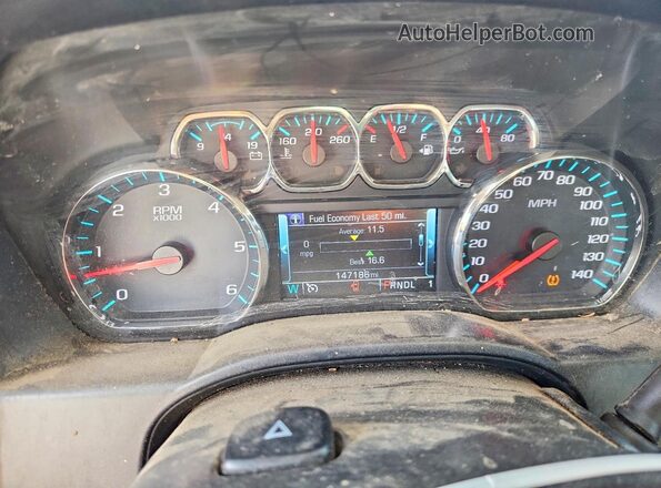 1GC2KVEGXJZ330540 2018 CHEVROLET SILVERADO White ხელსაწყოთა პანელის ხედი