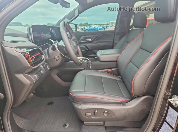 1GC40ZEL2RU300525 2024 CHEVROLET SILVERADO Черный Вид салона спереди