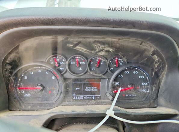 1GC4KME78SF293185 2025 CHEVROLET SILVERADO Серебряный Вид щитка приборов
