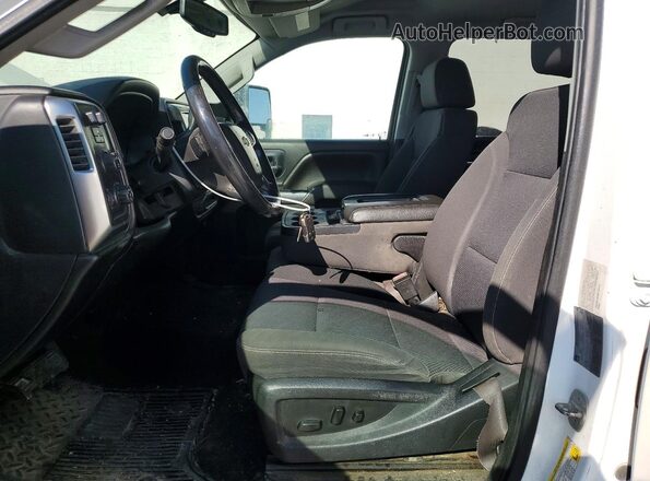 1GC4KZCG9HF144213 2017 CHEVROLET SILVERADO White Widok wnętrza z przodu