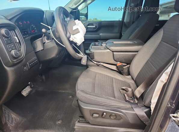 1GC4YME7XRF117828 2024 CHEVROLET SILVERADO Black Вид салону спереду