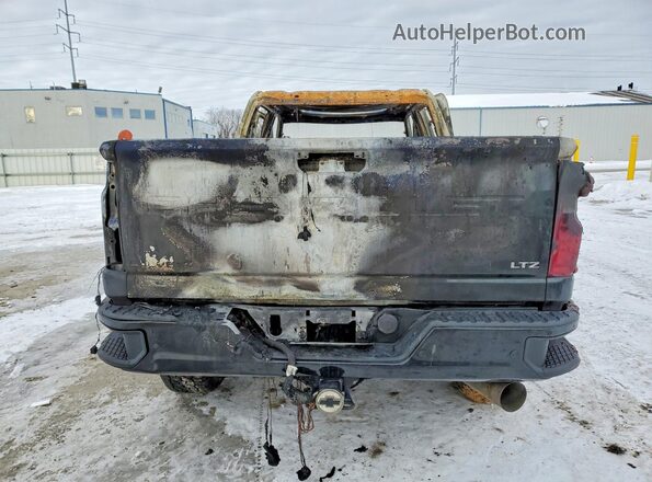 1GC4YPEY8MF137384 2021 CHEVROLET SILVERADO Black Widok z tyłu