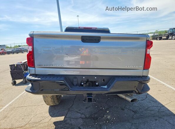 1GC5KME74TF220014 2026 CHEVROLET SILVERADO Silver Вид ззаду