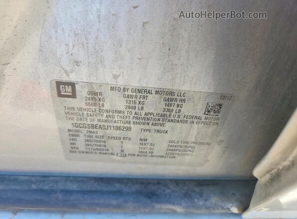 1GCGSBEA0J1186298 2018 CHEVROLET COLORADO Silver 
