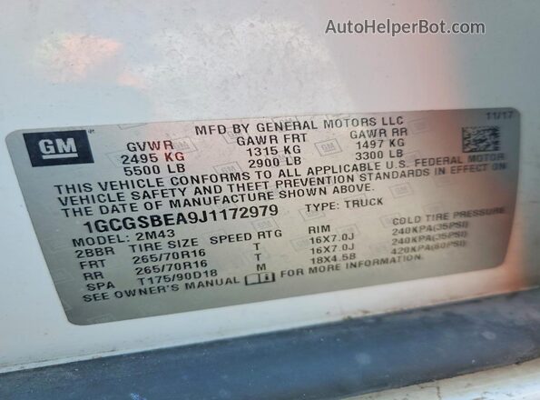 1GCGSBEA9J1172979 2018 CHEVROLET COLORADO White Engine compartment view