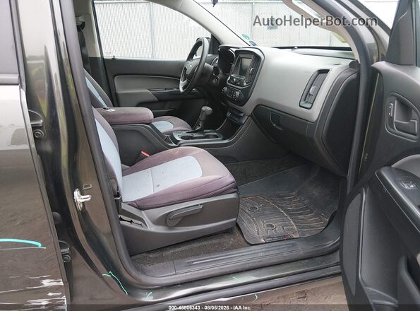 1GCGSBEA9J1176899 2018 CHEVROLET COLORADO Green Вид салону спереду