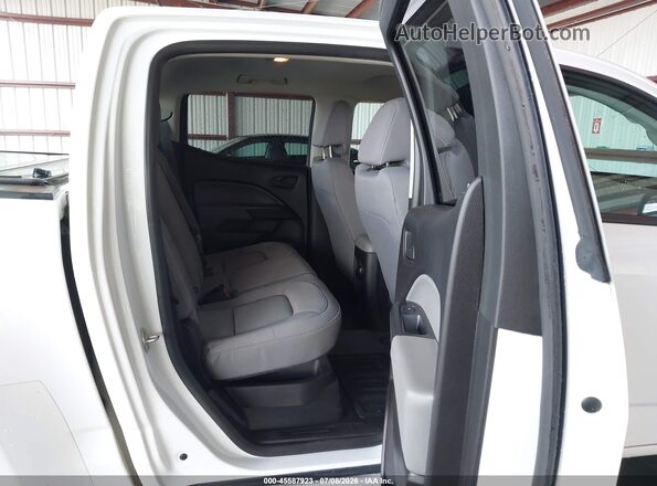 1GCGSBEAXJ1269057 2018 CHEVROLET COLORADO White Вид наклейки з VIN-кодом