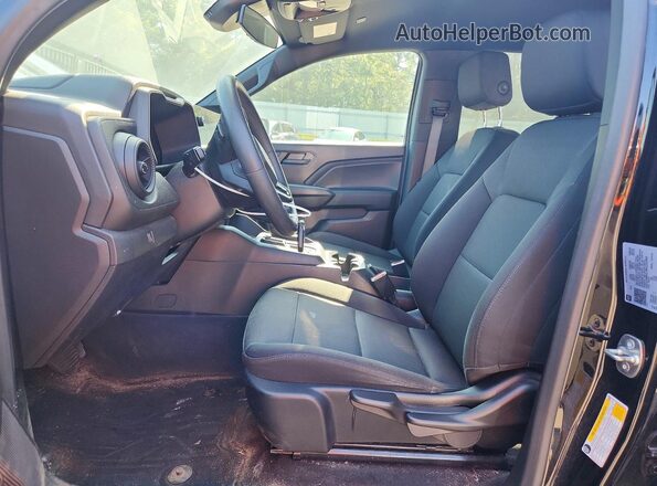 1GCGSBEC3R1231909 2024 CHEVROLET COLORADO Black Widok wnętrza z przodu