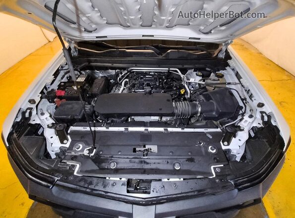 1GCGSBEC9R1134973 2024 CHEVROLET COLORADO White Widok wnętrza z tyłu