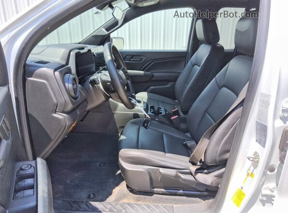 1GCGSBECXP1256402 2023 CHEVROLET COLORADO White Vista interior delantera