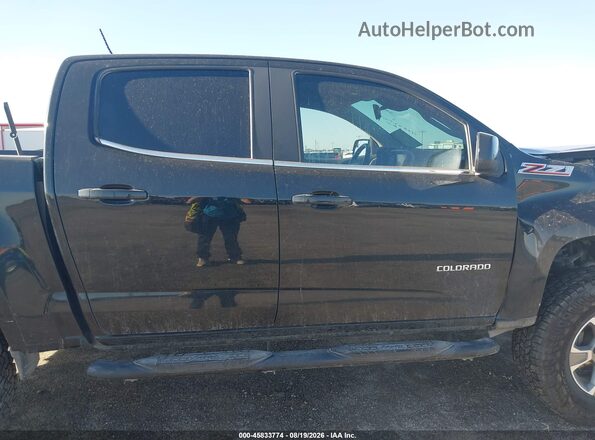 1GCGSCEN8J1141246 2018 CHEVROLET COLORADO Black Rear interior view