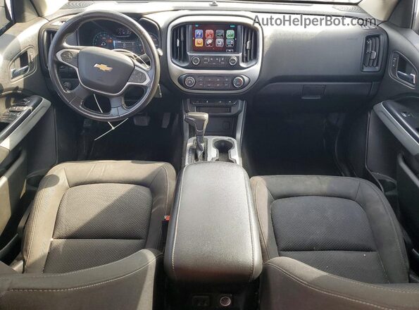 1GCGSCEN8J1294919 2018 CHEVROLET COLORADO Серебряный Вид панели приборов