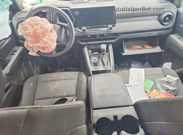 1GCGTBEC9R1173270 2024 CHEVROLET COLORADO Белый Вид панели приборов