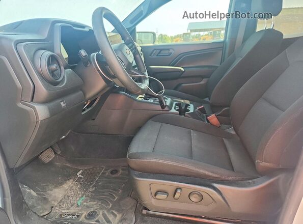1GCGTBECXP1192293 2023 CHEVROLET COLORADO White წინა სალონის ხედი