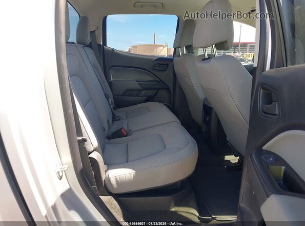 1GCGTBEN8J1261460 2018 CHEVROLET COLORADO Silver Widok naklejki z numerem VIN