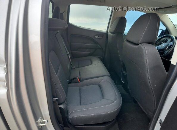 1GCGTCEN0J1118282 2018 CHEVROLET COLORADO Серебряный Вид задних сидений
