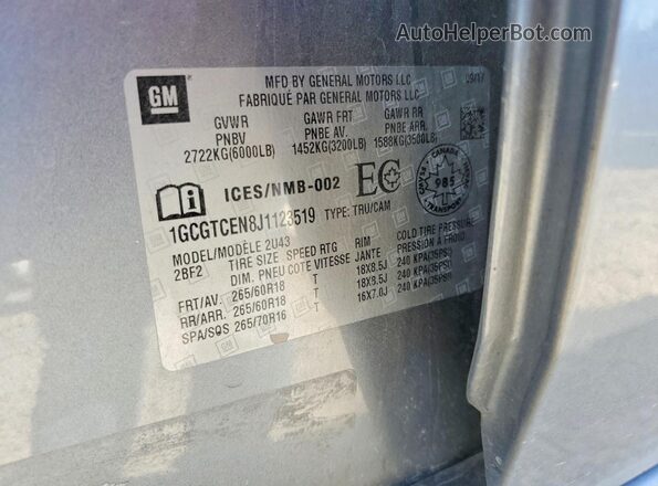 1GCGTCEN8J1123519 2018 CHEVROLET COLORADO Gray ძრავის განყოფილების ხედი