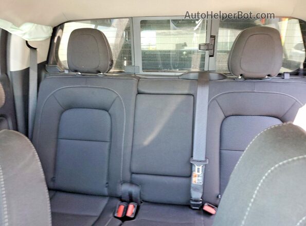 1GCGTCEN9J1289032 2018 CHEVROLET COLORADO Серебряный Вид задних сидений