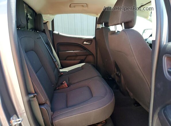 1GCGTCEN9J1289032 2018 CHEVROLET COLORADO Серебряный Вид задней части салона