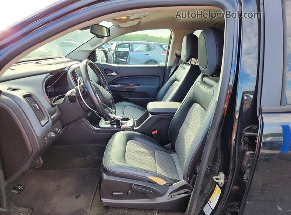 1GCGTDE3XG1343192 2016 CHEVROLET COLORADO Черный Вид салона спереди