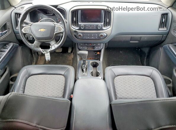 1GCGTDEN2H1310111 2017 CHEVROLET COLORADO Серый Вид панели приборов