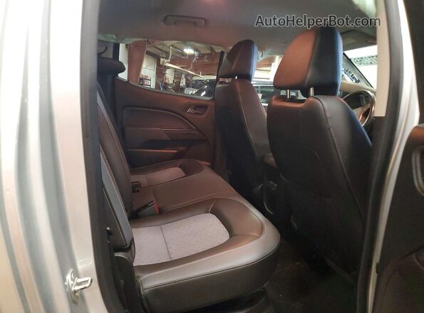 1GCGTDEN6H1147317 2017 CHEVROLET COLORADO Silver Widok tylnych siedzeń