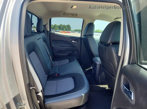 1GCGTDEN6H1198283 2017 CHEVROLET COLORADO Серебряный Вид задних сидений