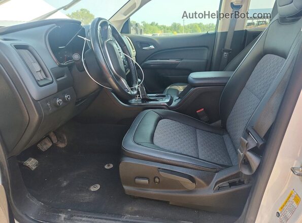 1GCGTDEN6M1209762 2021 CHEVROLET COLORADO Белый Вид салона спереди