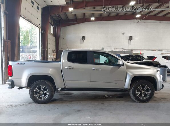 1GCGTDEN8J1242810 2018 CHEVROLET COLORADO Silver Вид задньої частини салону