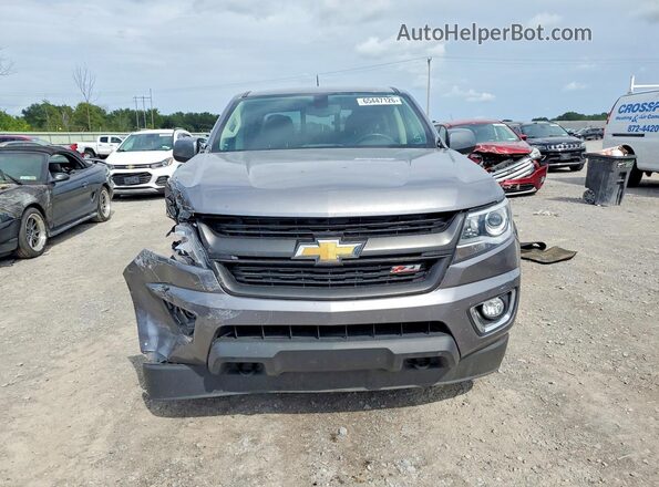 1GCGTDEN8J1272549 2018 CHEVROLET COLORADO Серый Вид спереди