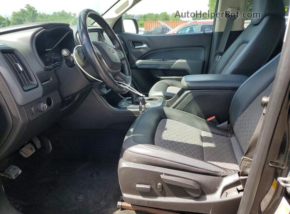 1GCGTDENXJ1328118 2018 CHEVROLET COLORADO Gray Вид салону спереду
