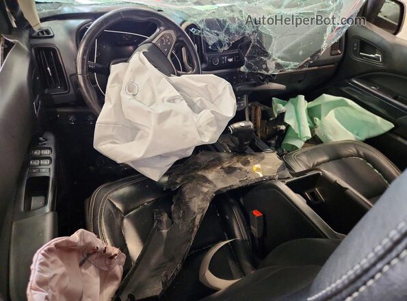 1GCGTDENXM1166690 2021 CHEVROLET COLORADO Черный Вид панели приборов