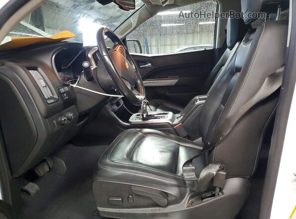 1GCGTEEN4K1163349 2019 CHEVROLET COLORADO White Front interior view