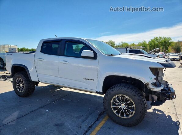 1GCGTEEN8L1232545 2020 CHEVROLET COLORADO Белый Передняя правая четверть