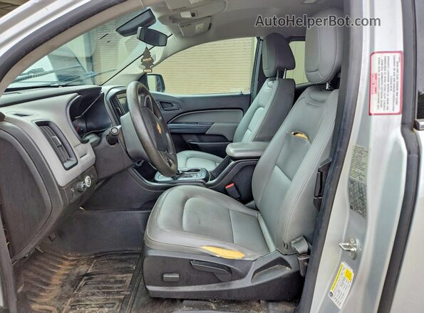 1GCHSBEAXJ1180237 2018 CHEVROLET COLORADO Silver Սալոնի դիմացի տեսք