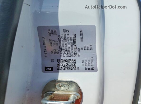 1GCHTBEA3M1108572 2021 CHEVROLET COLORADO White Vista del compartimento del motor