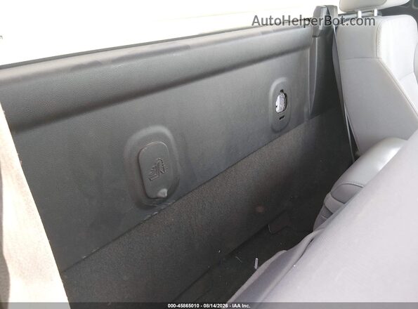 1GCNCNEC1JZ102370 2018 CHEVROLET SILVERADO White Vista de la etiqueta del VIN