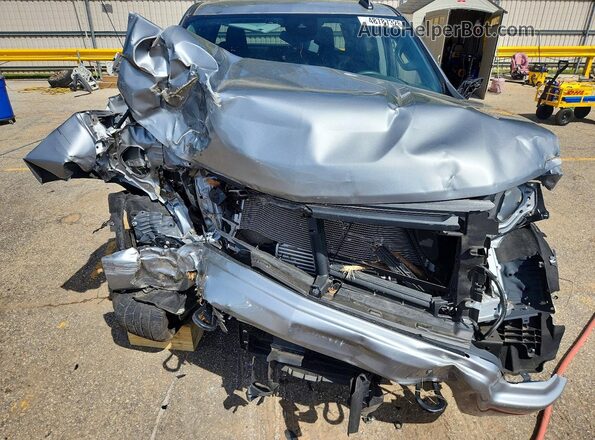 1GCPABEK6RZ121836 2024 CHEVROLET SILVERADO Silver Widok wnętrza z tyłu