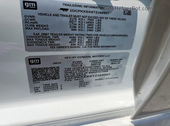 1GCPKKEK6TZ169907 2026 CHEVROLET SILVERADO White Vista de la etiqueta del VIN