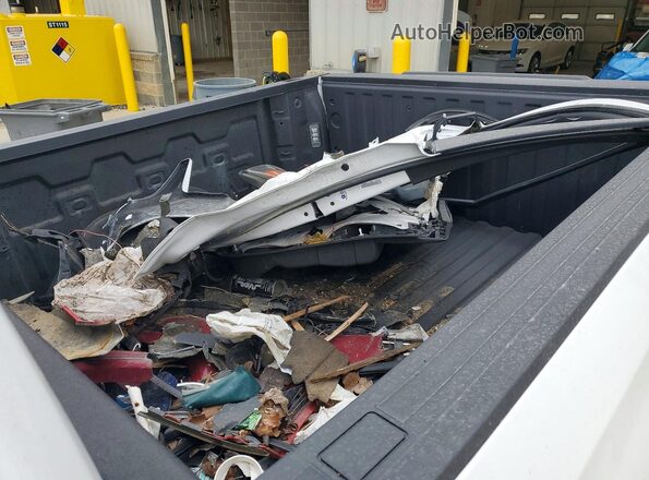 1GCPKWEK0TZ217876 2026 CHEVROLET SILVERADO Белый Вид подкапотного пространства