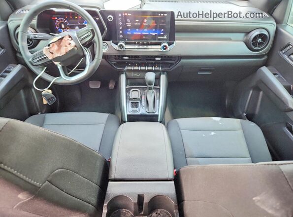 1GCPSBEK4T1120770 2026 CHEVROLET COLORADO Gray Առջևի վահանակի տեսք