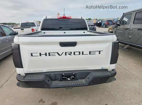 1GCPSBEK4T1178992 2026 CHEVROLET COLORADO White Հետևի տեսք