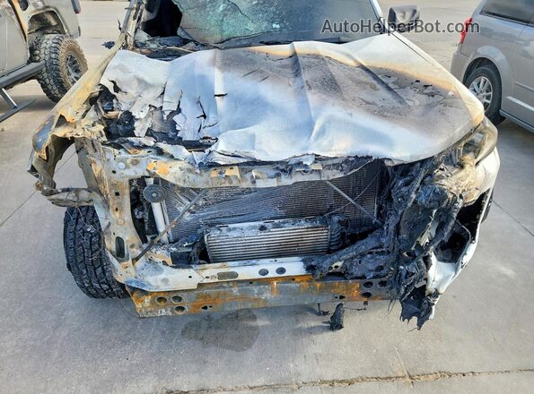 1GCPSBEK4T1178992 2026 CHEVROLET COLORADO White Սալոնի հետևի տեսք