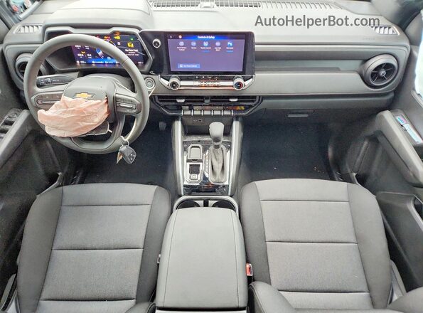 1GCPSBEK6T1236150 2026 CHEVROLET COLORADO Серебряный Вид панели приборов