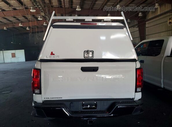 1GCPSBEK7P1149105 2023 CHEVROLET COLORADO Белый Вид сзади