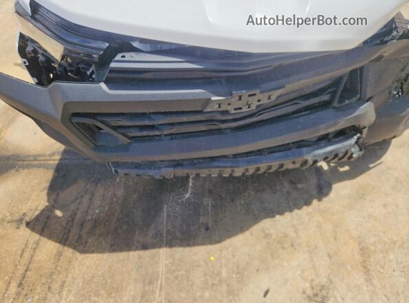 1GCPSBEK9T1163467 2026 CHEVROLET COLORADO White Widok wnętrza z tyłu