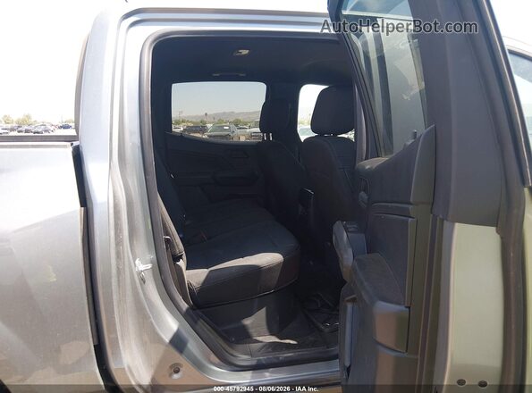 1GCPSBEK9T1166899 2026 CHEVROLET COLORADO Silver VIN კოდის სტიკერის ხედი